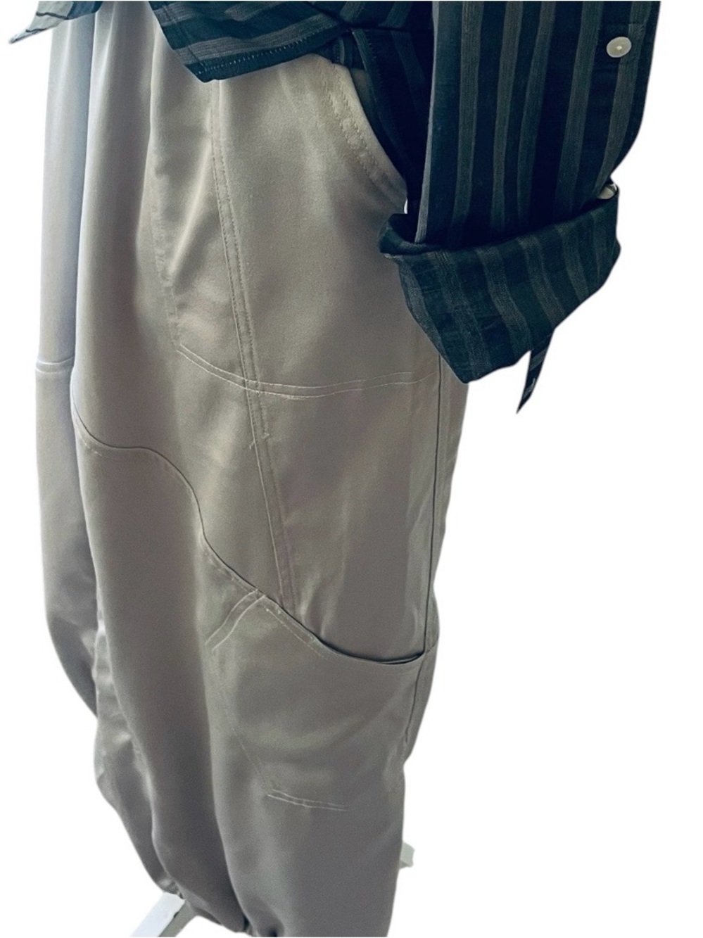 ๐ Daily Practice by Anthropologie Base Jump Parachute Pants Metallic xs - Picture 6 of 13